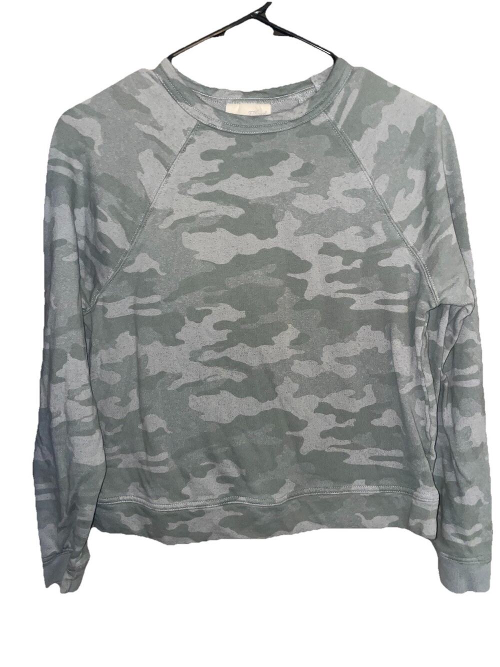 Universal Thread Women’s Camouflage Cropped Sweater Sz XS